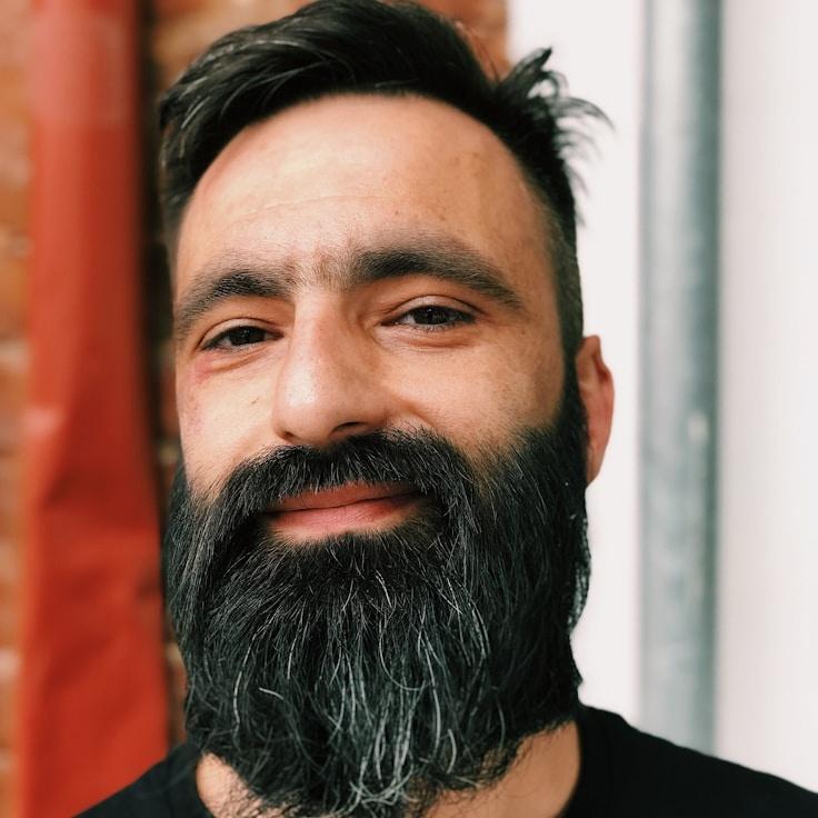 Portrait of Kiran Sharma meditation instructor